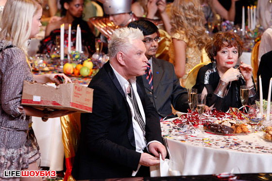 Борис Моисеев нашел выход из положения