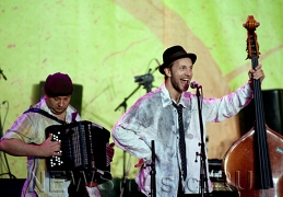Мамакабо 2011, Billy's Band