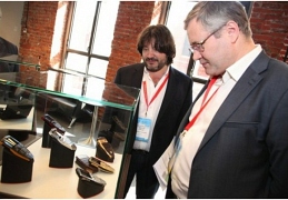 rAsia.com 2012 Шоу-рум с мировыми премьерами от Tonino Lamborghini