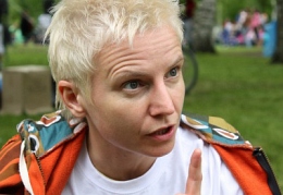 Светлана Сурганова школы-интерната для детей с ограниченными возможностями в Павловске