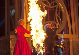 Ольга Кормухина и Глеб Матвейчук на шоу «Две звезды»