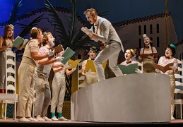 "Три Пинто" в театре Покровского