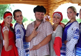 Бахыт-Компот снял клип