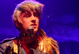 2 Patrick Wolf