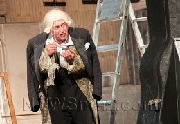 Константин Хабенский. Контрабас.