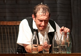 Константин Хабенский. Контрабас.