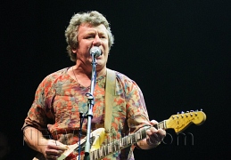 25 октября группа «Аукцыон» выступила в московском клубе YotaSpace.