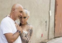 Наргиз с мужем