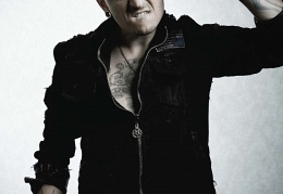 Chester Bennington