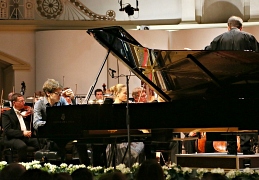 Люка Дебарг на фестивале РНО