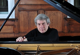 Дмитрий Алексеев