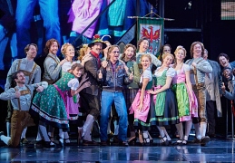 English National Opera. «Шахматы»