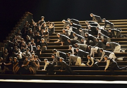 0173 Carmen production image (C) ROH. Photo by Bill Cooper