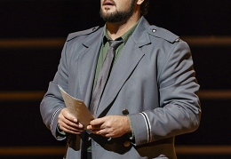 0885 Brian Jadge as Don José (C) ROH. Photo by Bill Cooper