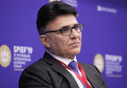 глава Роскомнадзора Александр Жаров
