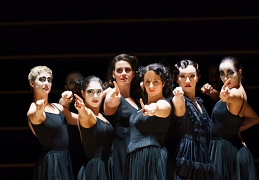 132643-157-carmen-production-image---c--roh-2019--photo-by-bill-cooper