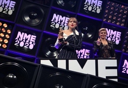 JF SWIFT-AWARDS LIVE NMEAWARDS20204-696x442