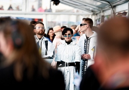 Украинцы Go_A объяснили, что их наряды сделаны из перерабатываемого пластика