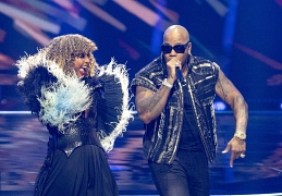 Senhit, featuring special guest Flo Rida