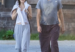 Крис Мартин и Дакота Джонсон