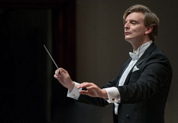 Антон Шабуров