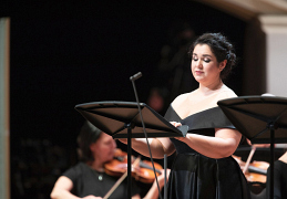 Сопрано Альбина Латипова