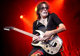 Steve Vai