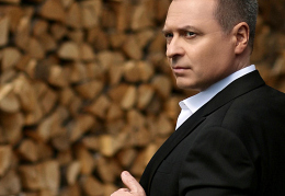 Александр Добронравов
