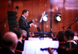 Дирижер Николай Хондзинский