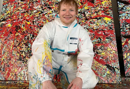 Эд Ширан рисует картины