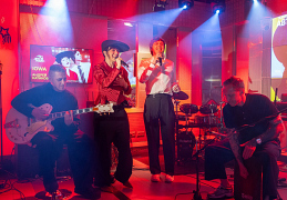 Катя Iowa и Андрей Катиков