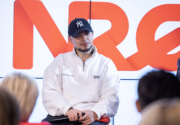 Seville и Lyriq поздравили Радио Энерджи с обновлением