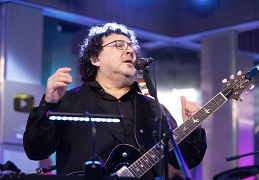 Игорь Саруханов