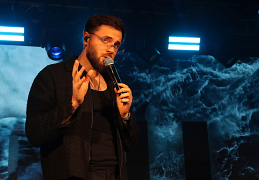 Top Hit Live! Toni 