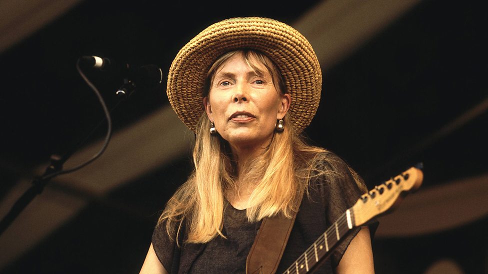 Joni Mitchell.jpg