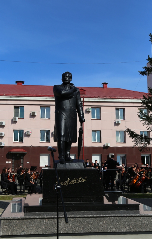 Памятник Чайковскому в Ижевске