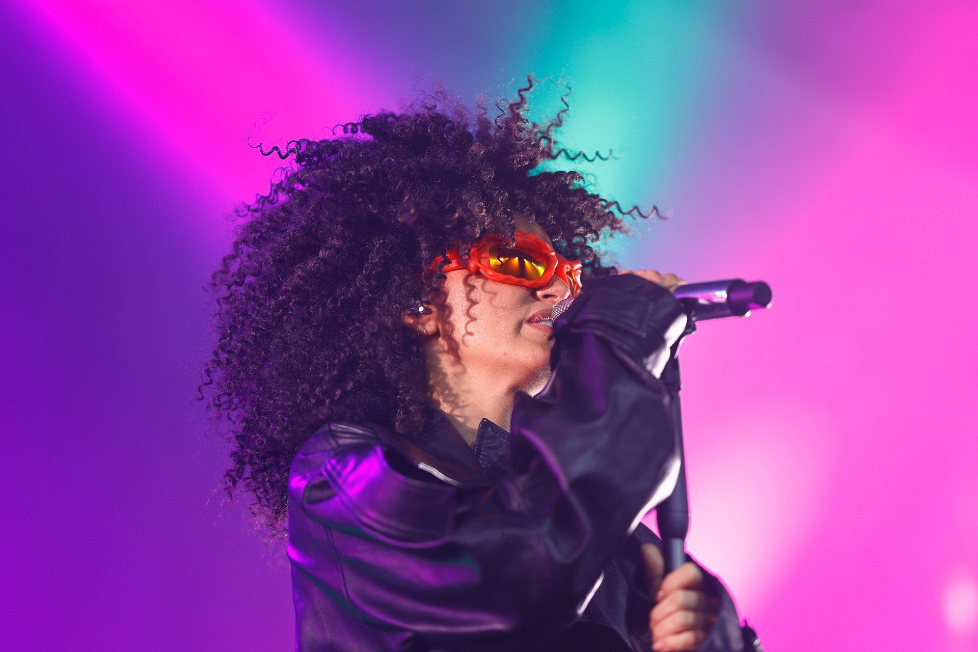 Zivert выпустила новый альбом.jpg