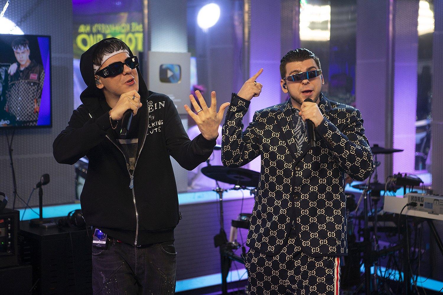 Треки братьев-хитмейкеров штурмуют чарты.jpg