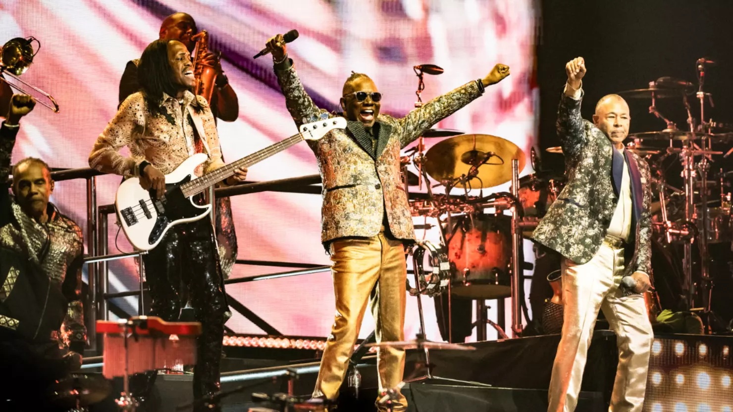 Earth, Wind & Fire.jpg